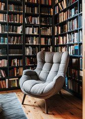 "Books" Postcard (26-4)